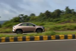 Tata Curvv Color Light Pink