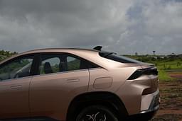 Tata Curvv Color Copper
