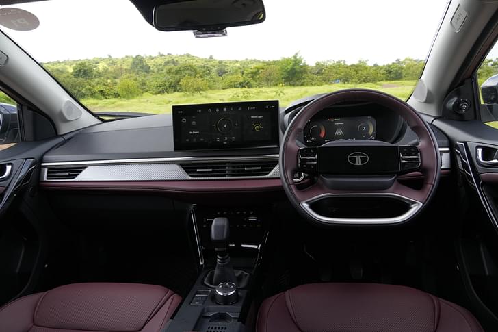 Tata Curvv Dashboard