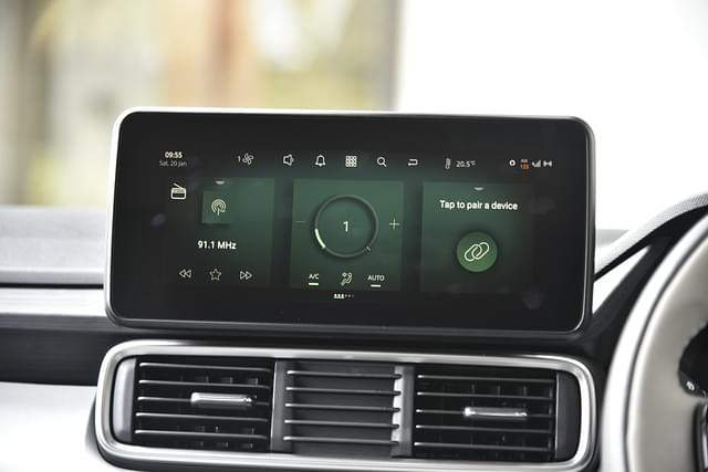 Infotainment System Image - 772