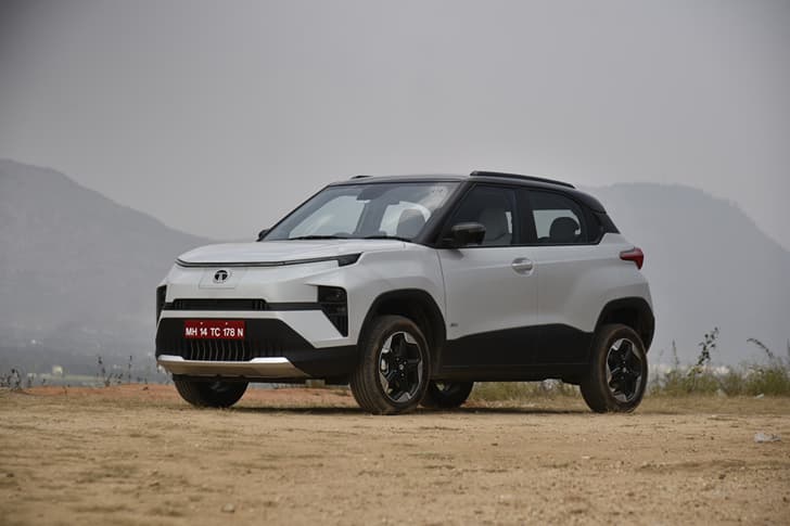 Tata Punch EV Front Left Three Quarter