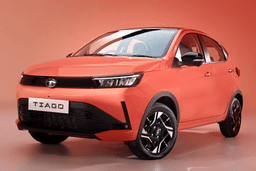 Tata Tiago Facelift Front Right Three Quarter