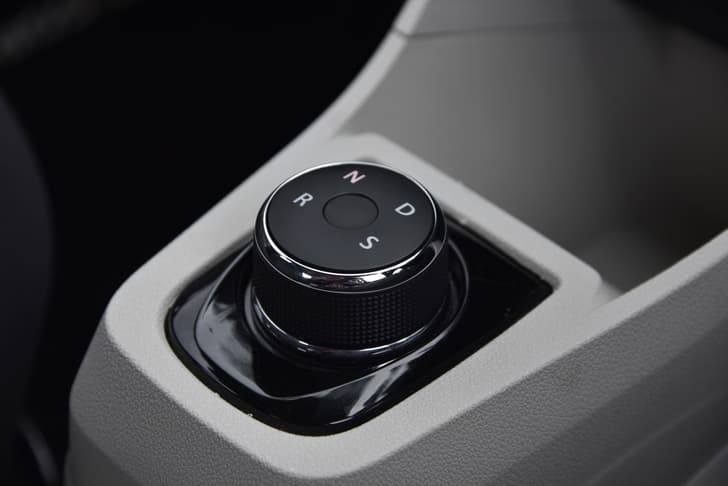 Elevating Gear Knob