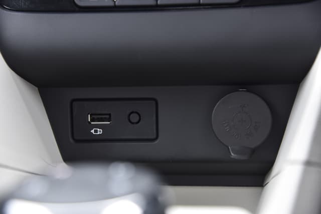 12V Power Outlets Image - 12582