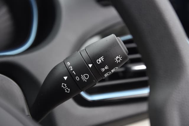Steering Mounted Controls Image - 12628