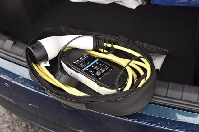 Charging Ports Image - 12791