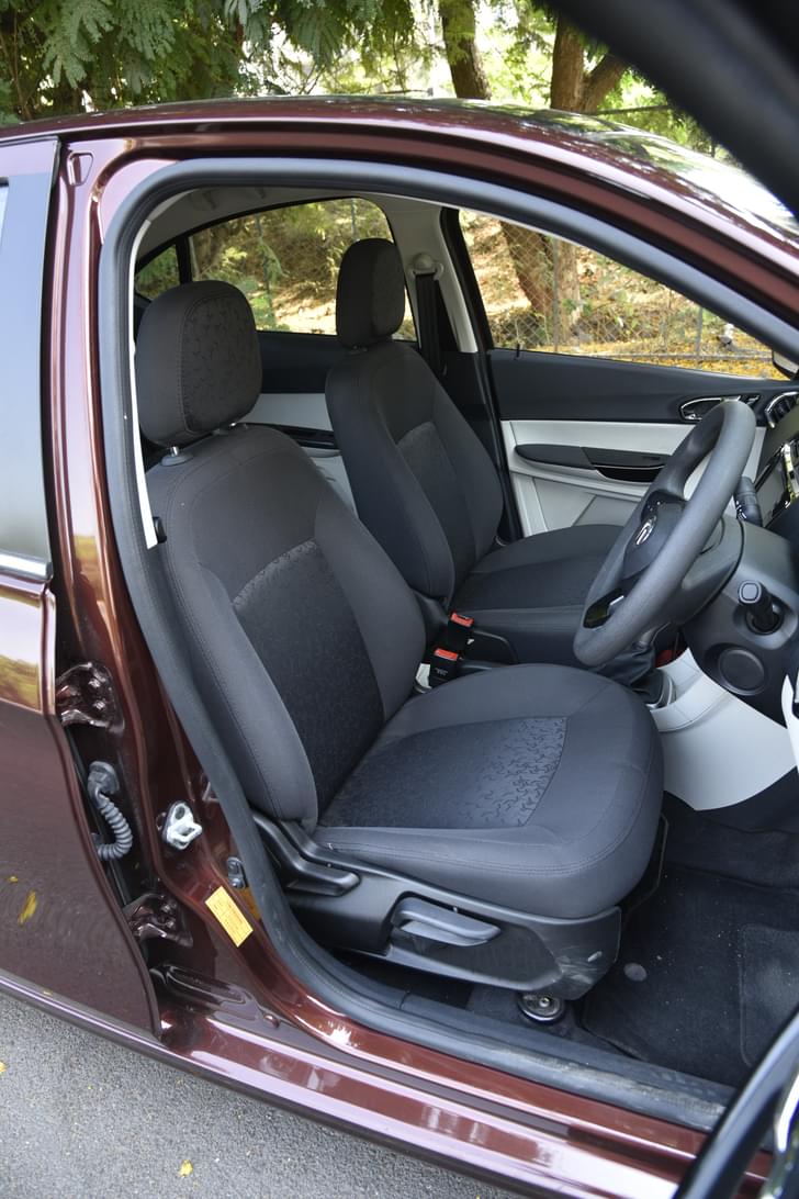 Tata Tigor Front Row Seats
