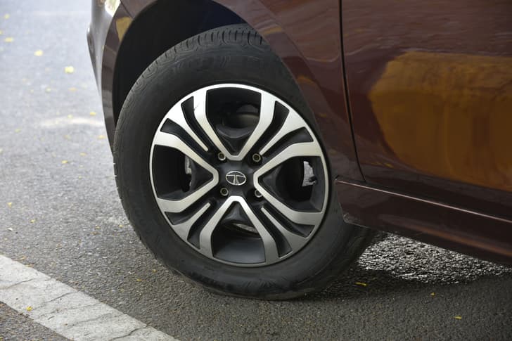 Alloy Wheels True