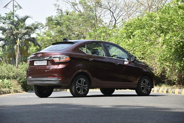 Rear View Image - 10371