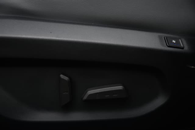 Door Controls Image - 9957