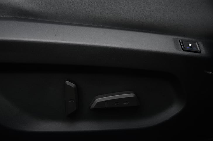 Tata Curvv Ev Door Controls