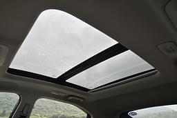Tata Curvv Ev Sunroof