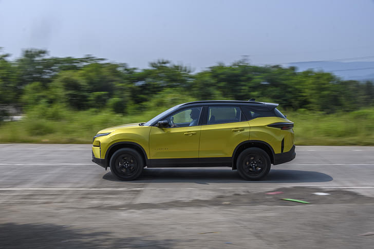 Tata Harrier Color Yellow