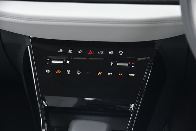 Ac Vents Front Image - 1536