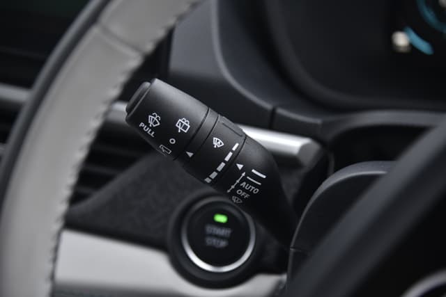 Steering Mounted Controls Image - 1542