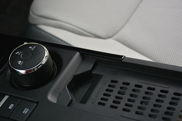 Console Storage Image - 1600