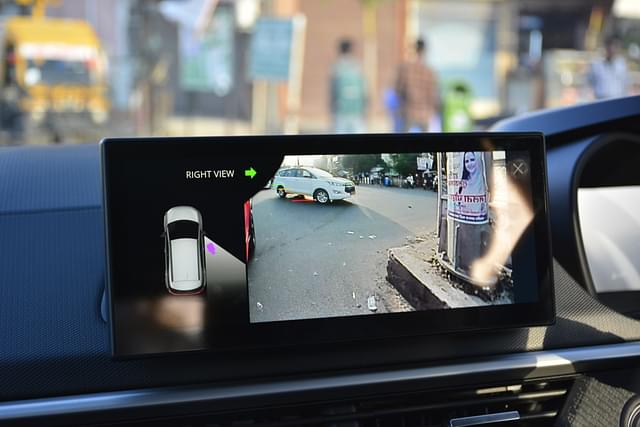 Infotainment System Image - 9768