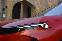 Tata Nexon Front Right Three Quarter
