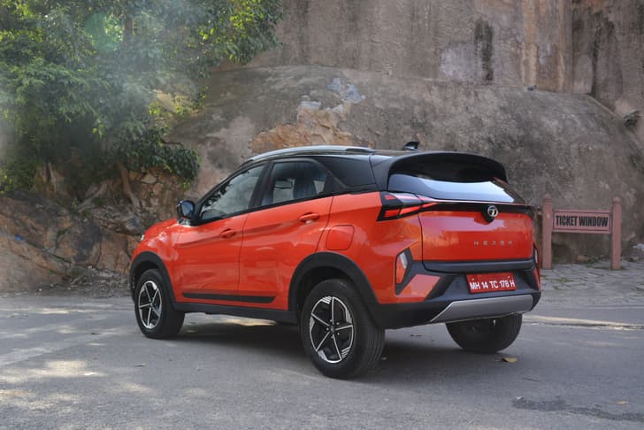 Tata Nexon Front Right Three Quarter