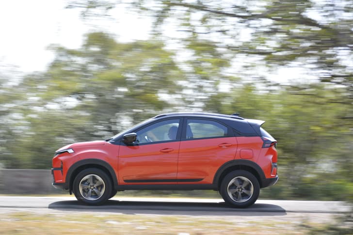 Tata Nexon Front Right Three Quarter