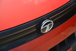 Tata Nexon Color Red