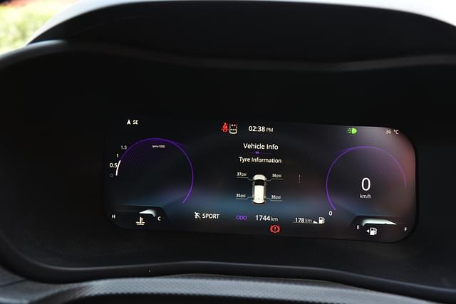 Instrument Cluster Image - 10600