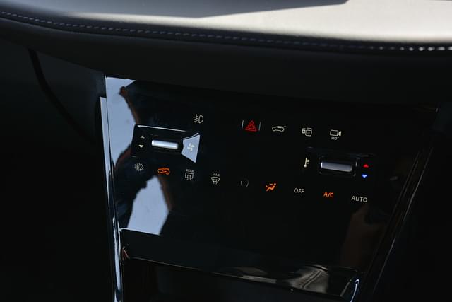 Ac Vents Front Image - 10679