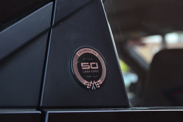 Side Glass Housing Image - 10783