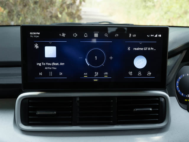 Infotainment System Image - 32241