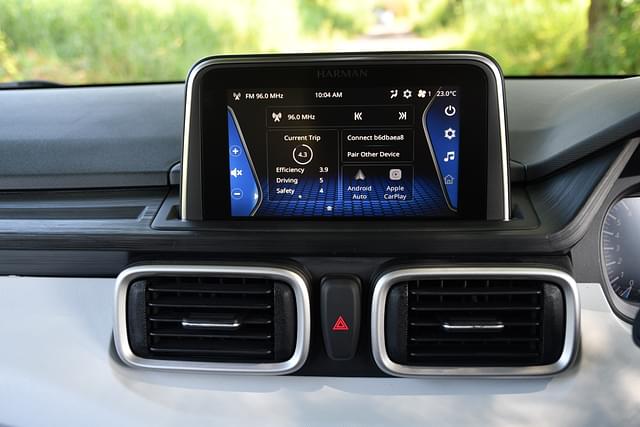 Infotainment System Image - 10058