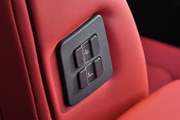 Tata Safari Color Red