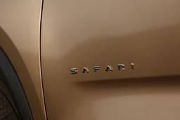 Tata Safari Color Gold