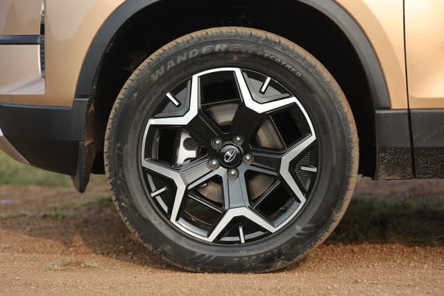 Alloy Wheels True Image - 9930