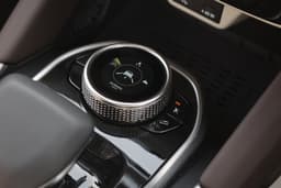 Tata Safari Elevating Gear Knob