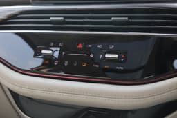 Tata Safari Infotainment System