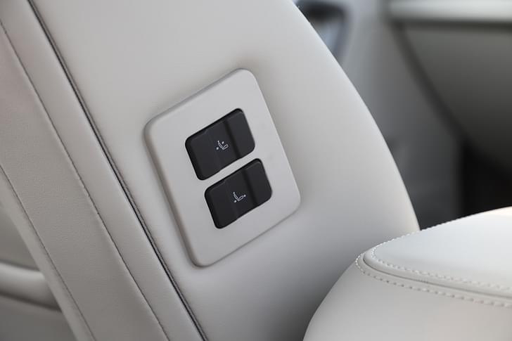 Tata Safari Door Controls