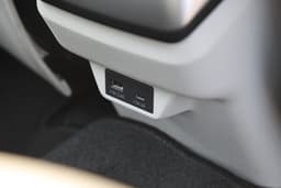 Tata Safari 12V Power Outlets