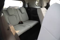 Tata Safari Second Row Seats