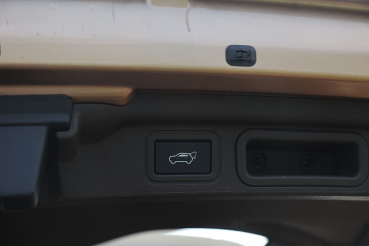 Tata Safari Boot Lid Opener
