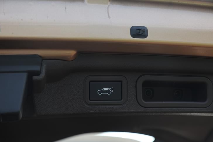 Tata Safari Boot Lid Opener
