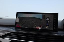 Tata Safari Infotainment System