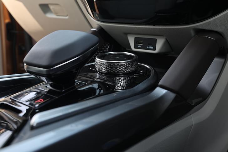 Tata Safari Armrest