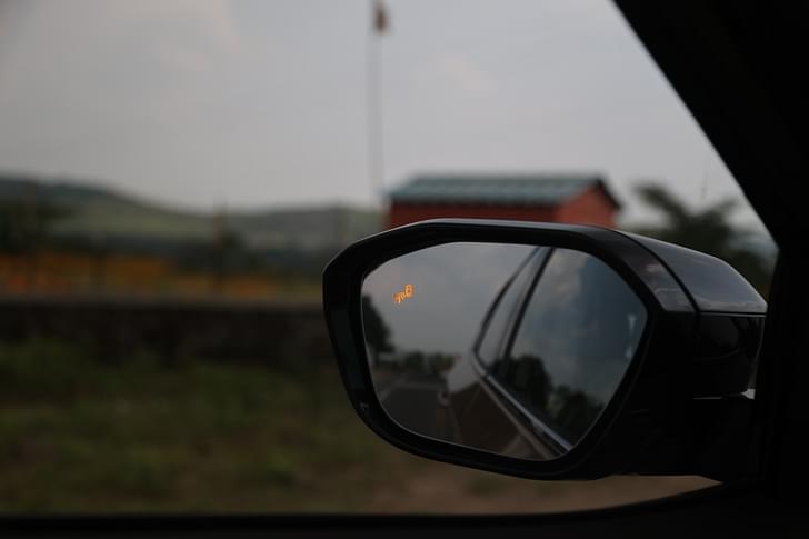 Tata Safari Orvm Blinker