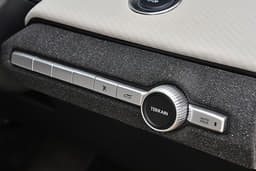 Tata Sierra Color Beige