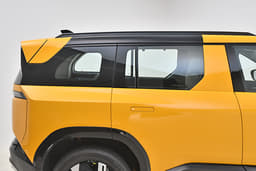 Tata Sierra Color Yellow, Black
