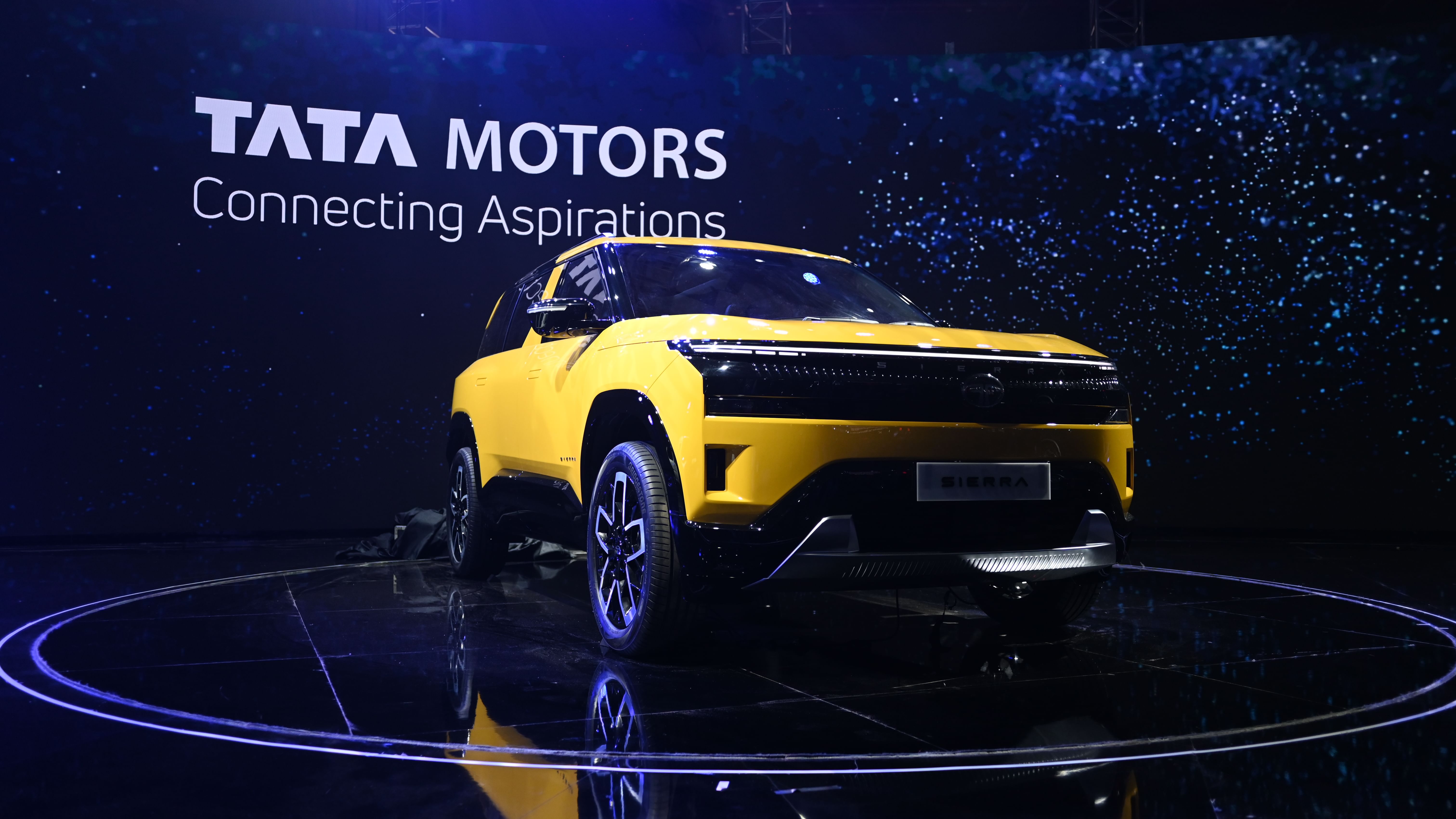Tata Sierra On Road Price in Delhi Starts at | Autocar India