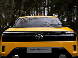 Tata Sierra Front View