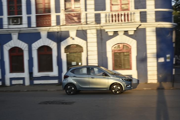 Front Right Three Quarter