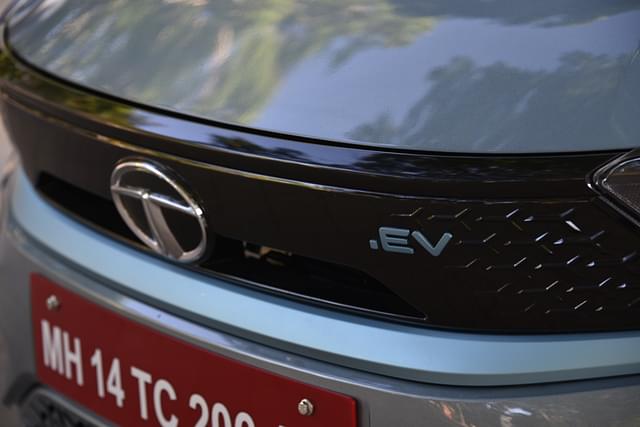 Front Logo Image - 1466