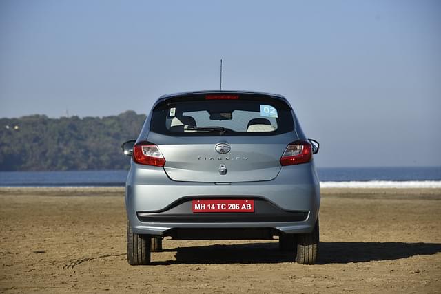 Rear View Image - 1478